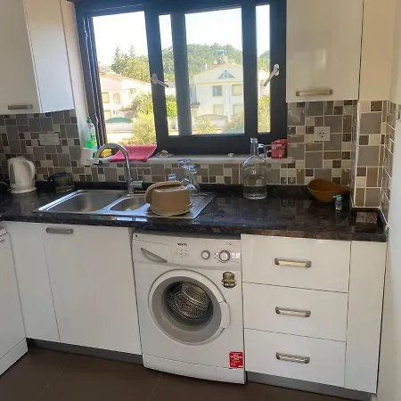 3+1 Havuzlu Lux Esyali Denize 1 Km Yakin Daire Apartmán Kemer
