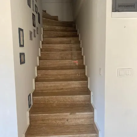 Apartmán 3+1 Havuzlu Lux Esyali Denize 1 Km Yakin Daire Kemer